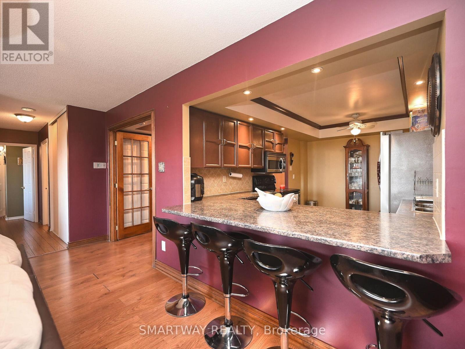 512 - 320 Mill Street S, Brampton, Ontario  L6Y 3V2 - Photo 10 - W12947060