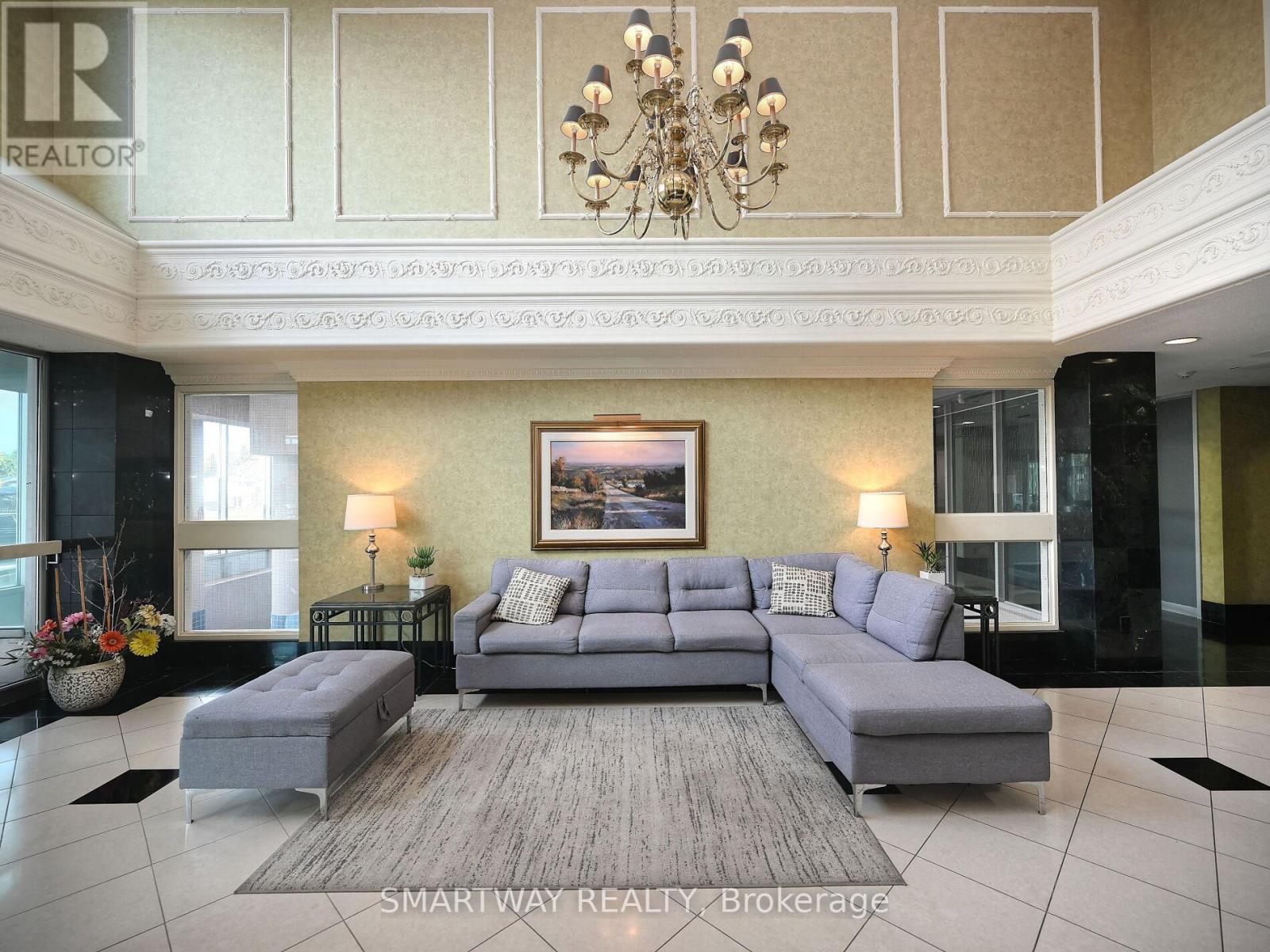 512 - 320 Mill Street S, Brampton, Ontario  L6Y 3V2 - Photo 2 - W12947060