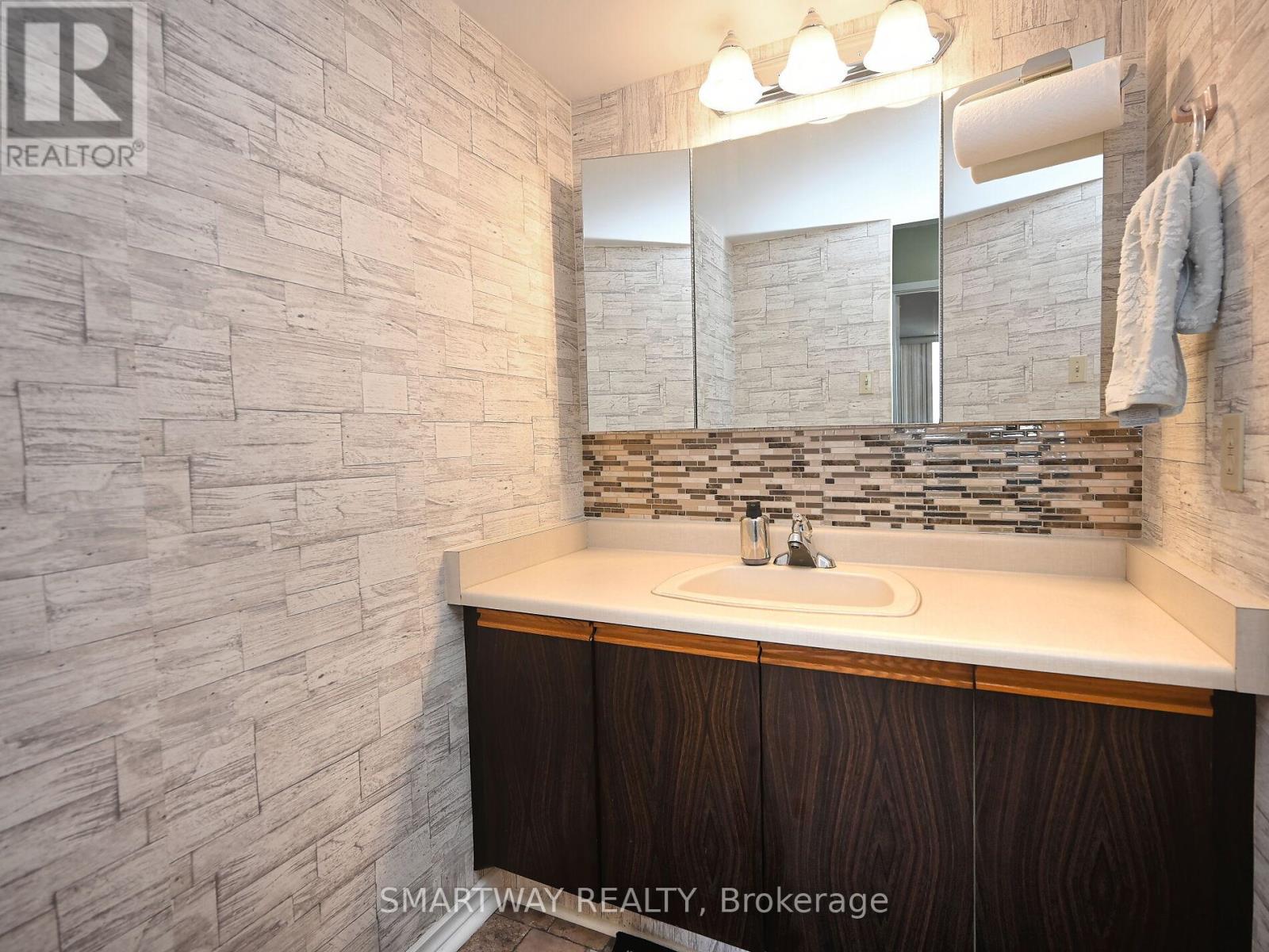 512 - 320 Mill Street S, Brampton, Ontario  L6Y 3V2 - Photo 24 - W12947060