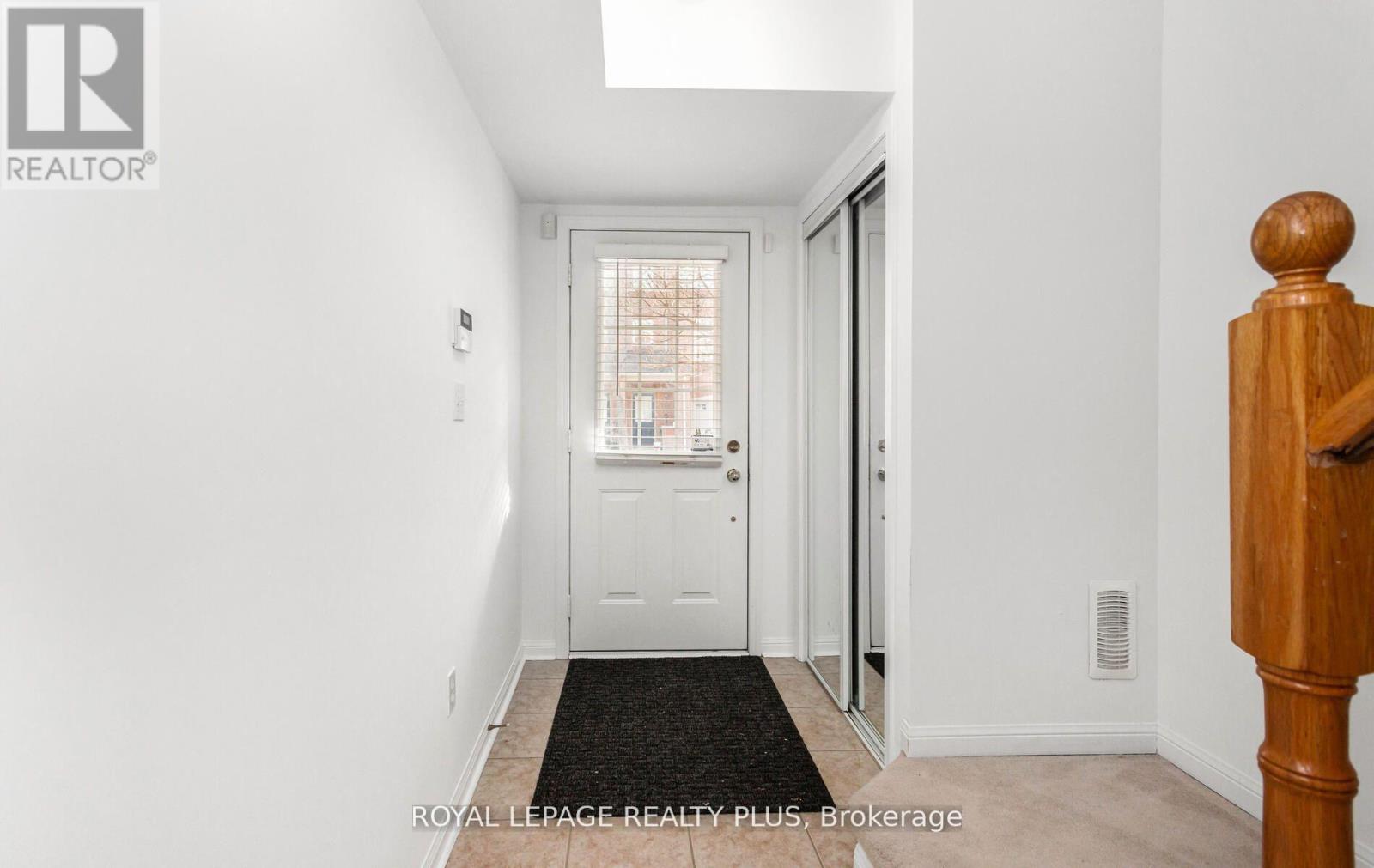 267 - 3030 Breakwater Court, Mississauga, Ontario  L5B 4P1 - Photo 2 - W12947078