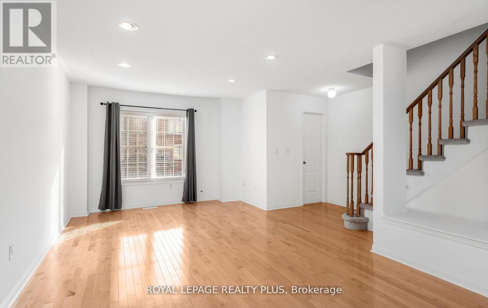 267 - 3030 Breakwater Court, Mississauga, Ontario  L5B 4P1 - Photo 5 - W12947078