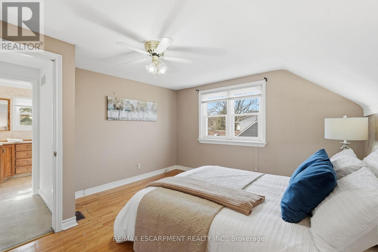 952 Danforth Avenue, Burlington, Ontario  L7T 1S8 - Photo 26 - W12947080