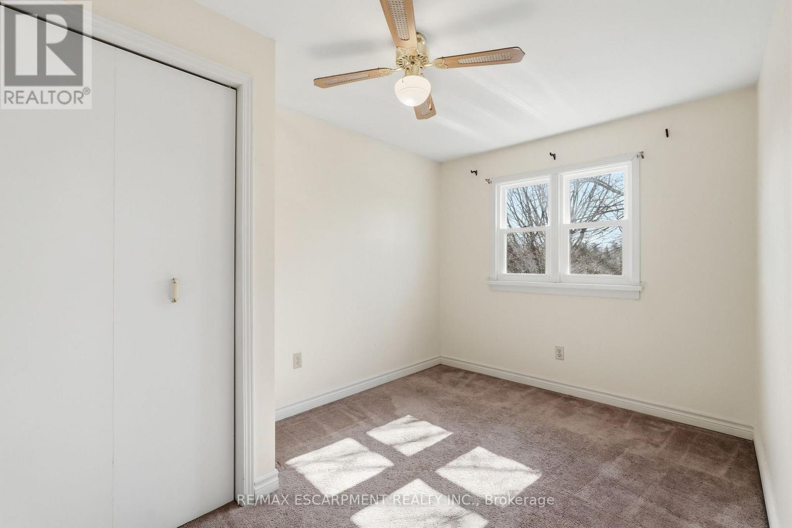 952 Danforth Avenue, Burlington, Ontario  L7T 1S8 - Photo 32 - W12947080