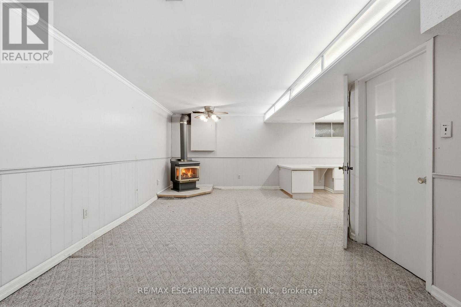 952 Danforth Avenue, Burlington, Ontario  L7T 1S8 - Photo 34 - W12947080