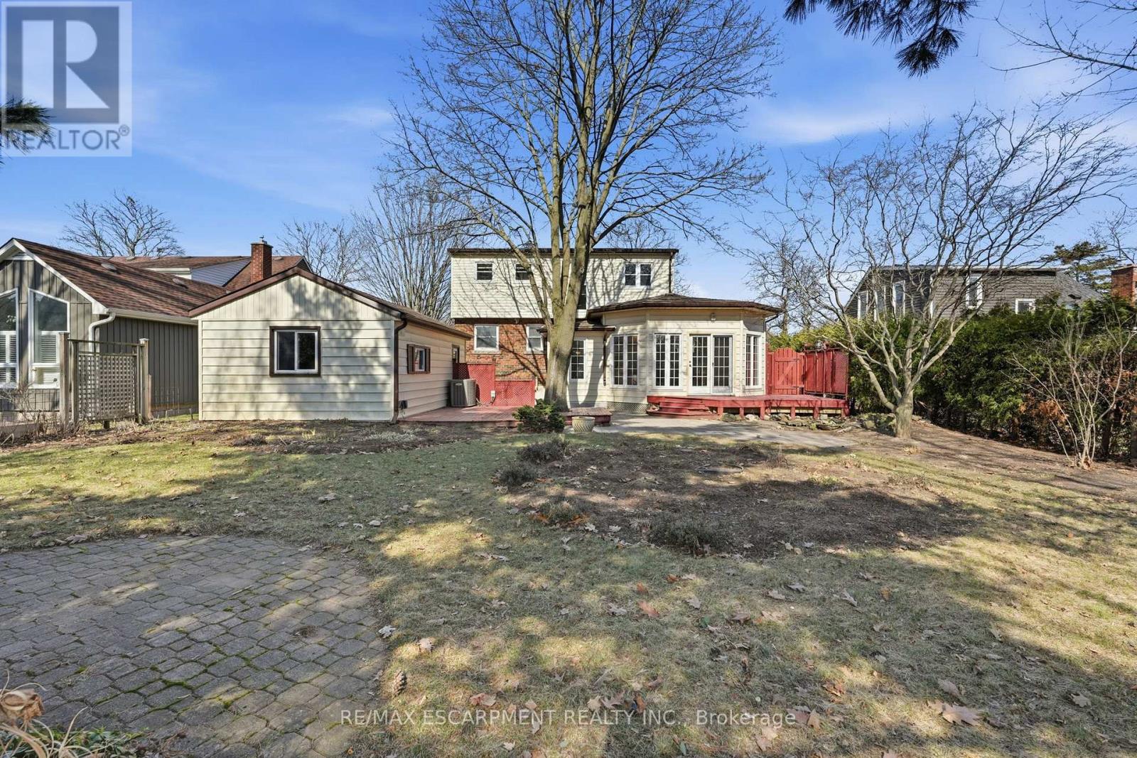 952 Danforth Avenue, Burlington, Ontario  L7T 1S8 - Photo 47 - W12947080