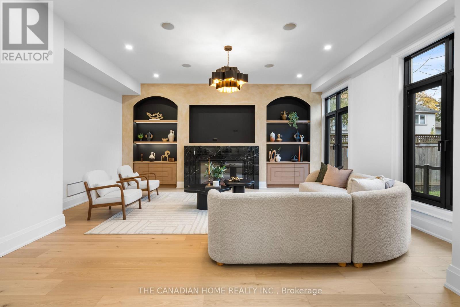 499 Rebecca Street, Oakville, Ontario  L6K 1K8 - Photo 16 - W12947092