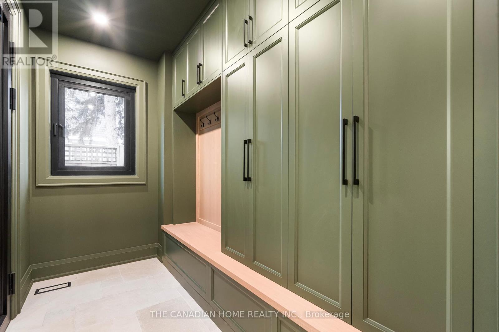 499 Rebecca Street, Oakville, Ontario  L6K 1K8 - Photo 22 - W12947092