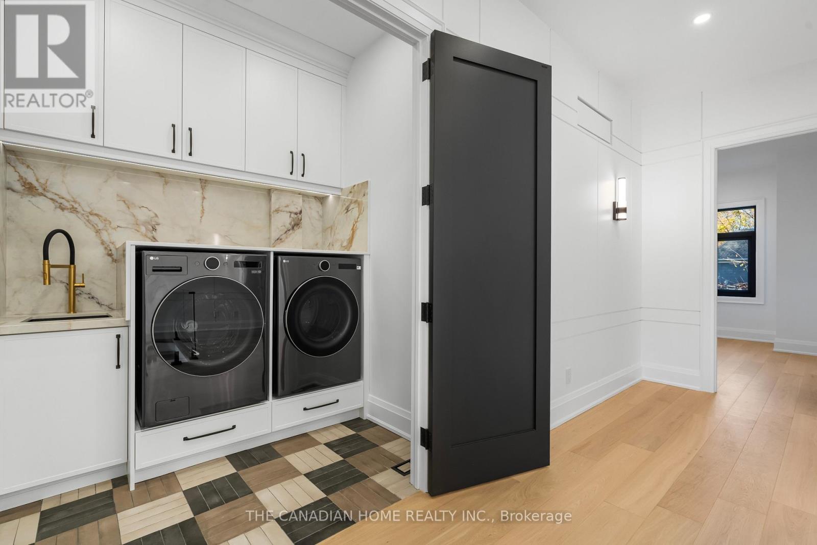 499 Rebecca Street, Oakville, Ontario  L6K 1K8 - Photo 40 - W12947092