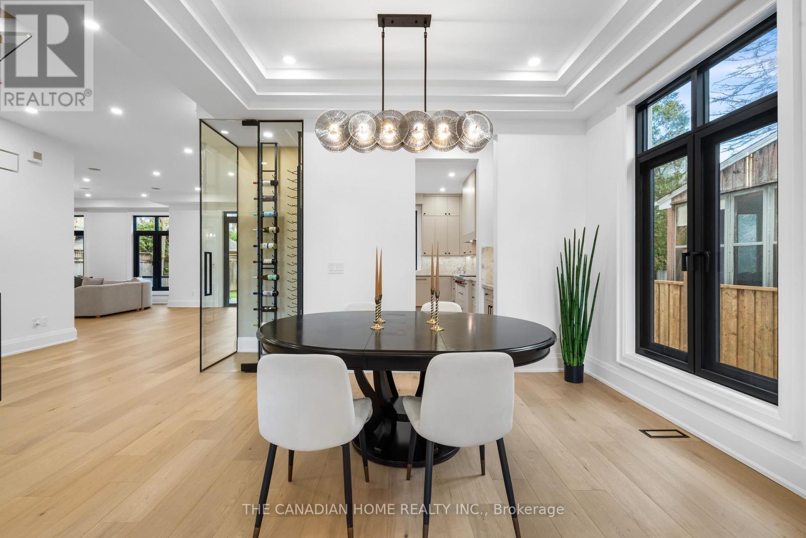 499 Rebecca Street, Oakville, Ontario  L6K 1K8 - Photo 9 - W12947092