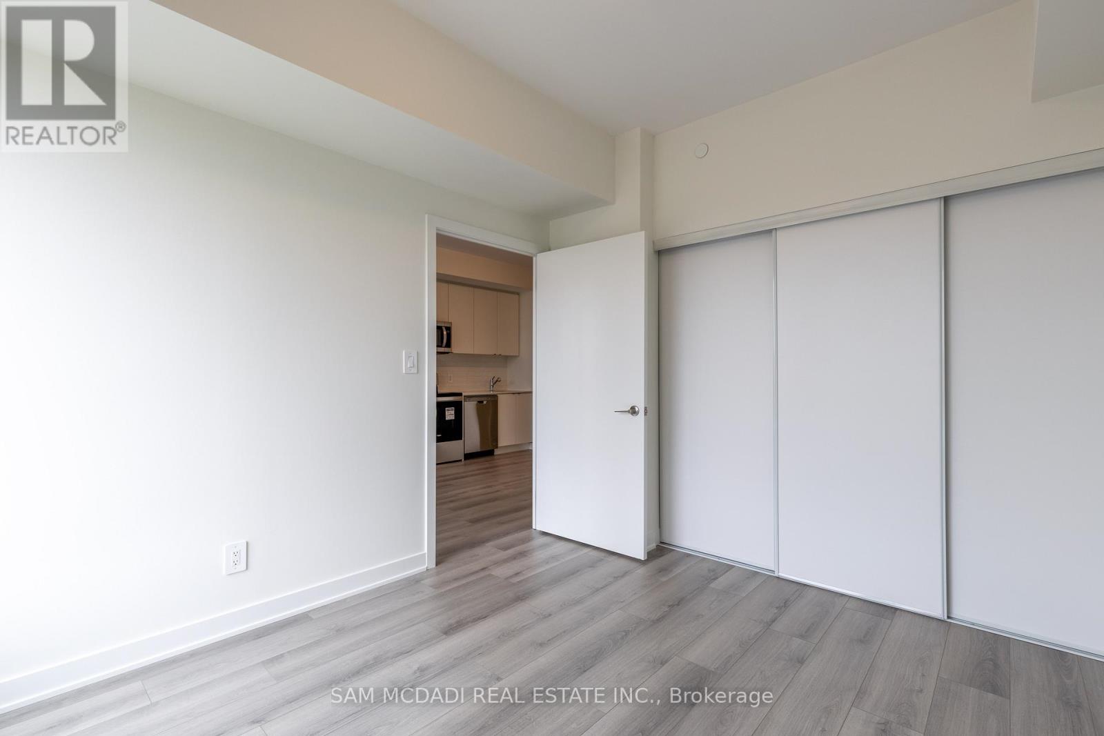 308 - 1440 Clarriage Court, Milton, Ontario  L9T 2X5 - Photo 13 - W12947182