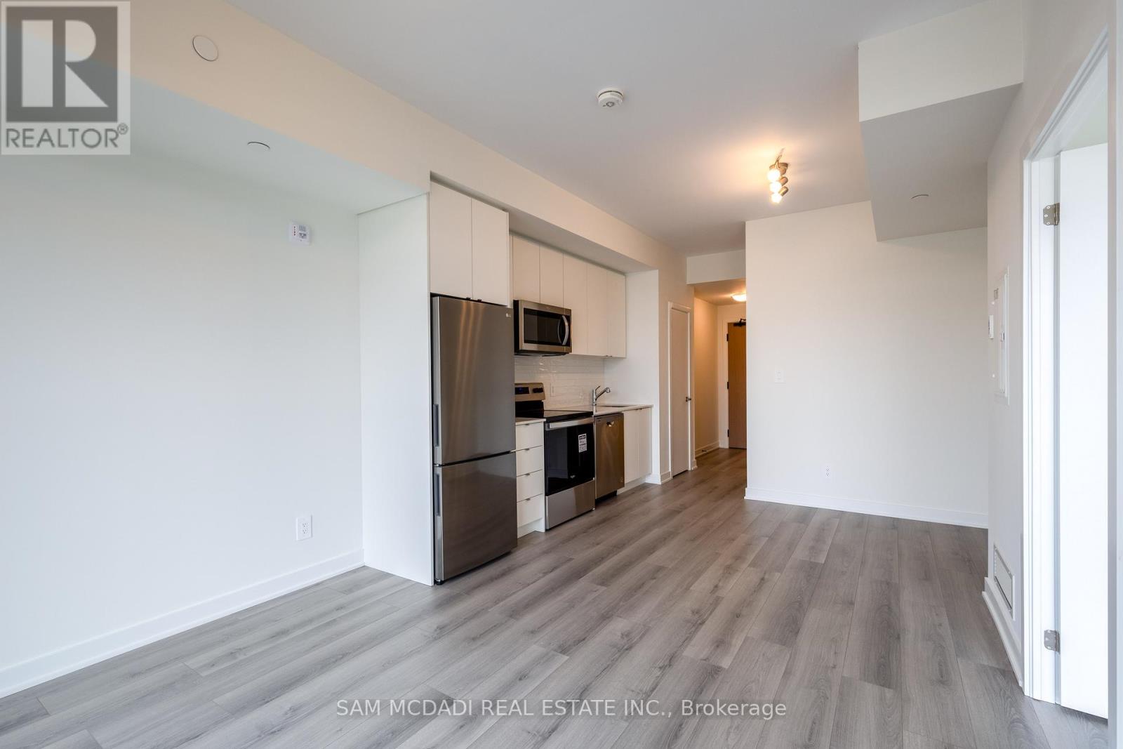 308 - 1440 Clarriage Court, Milton, Ontario  L9T 2X5 - Photo 8 - W12947182