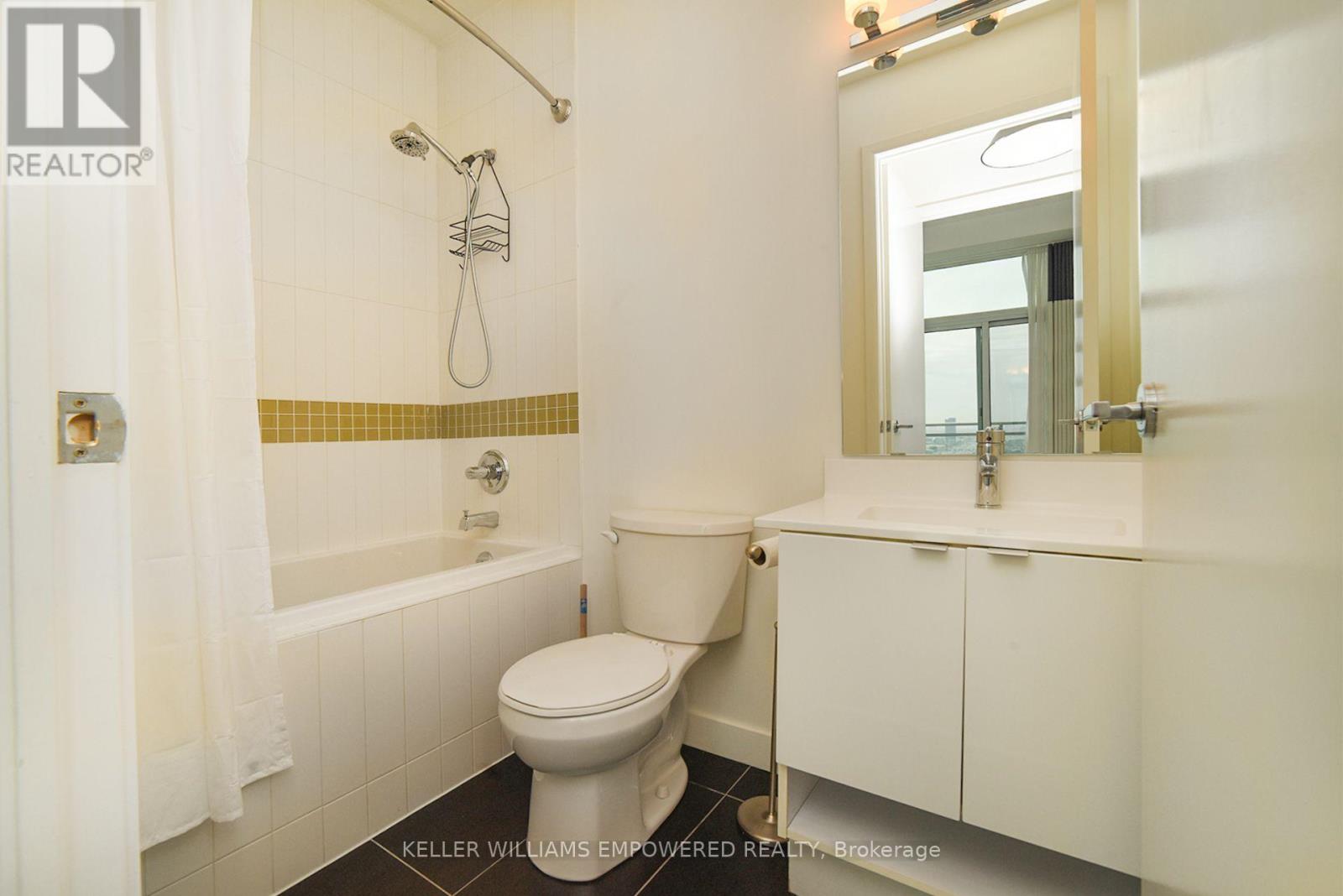 3032 - 165 Legion Road N, Toronto, Ontario  M8Y 0B3 - Photo 19 - W12947194