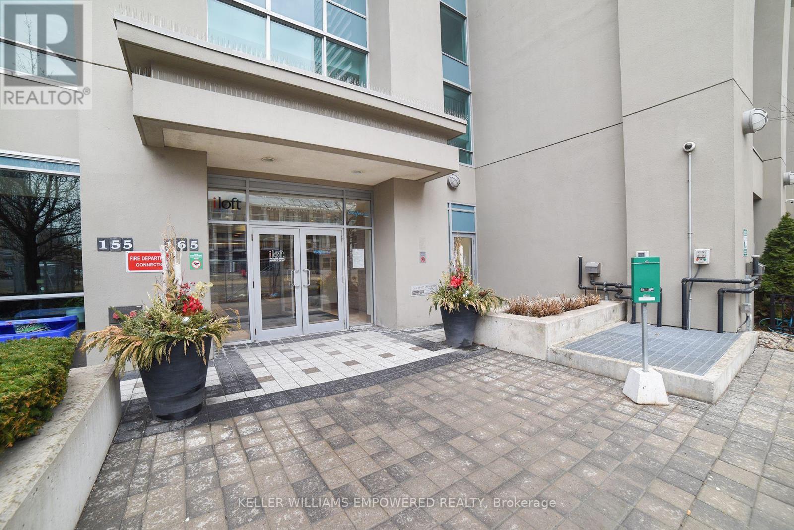 3032 - 165 Legion Road N, Toronto, Ontario  M8Y 0B3 - Photo 2 - W12947194