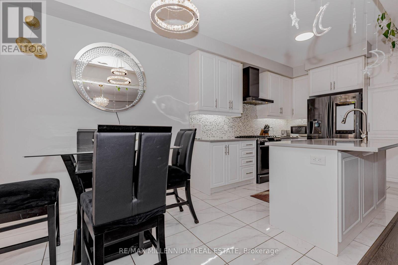 1625 Sorensen Court, Milton, Ontario  L9E 1G8 - Photo 11 - W12947222