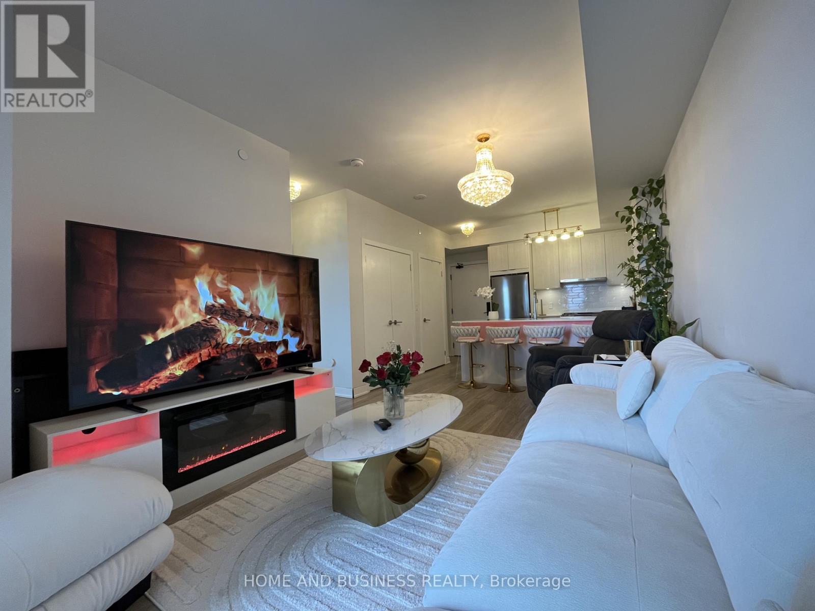 713 - 430 Square One Drive, Mississauga, Ontario  L5B 0L6 - Photo 3 - W12947230