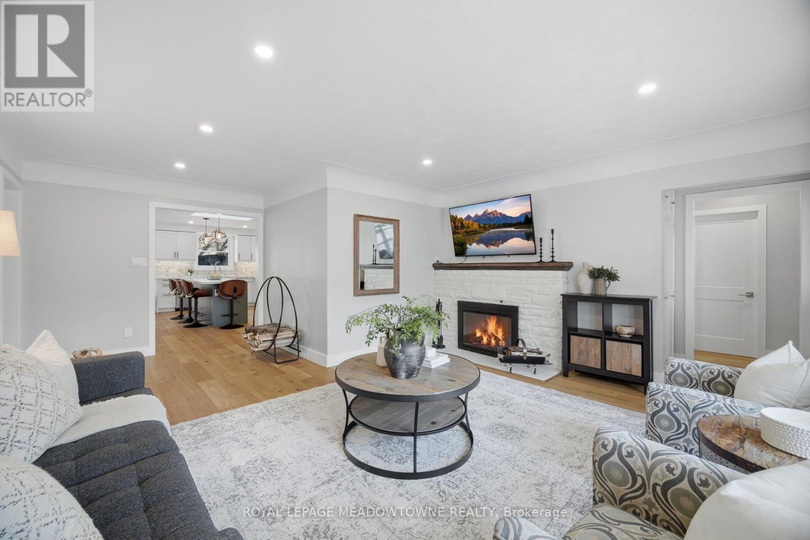 282 Woodward Avenue, Milton, Ontario  L9T 1V2 - Photo 8 - W12947276