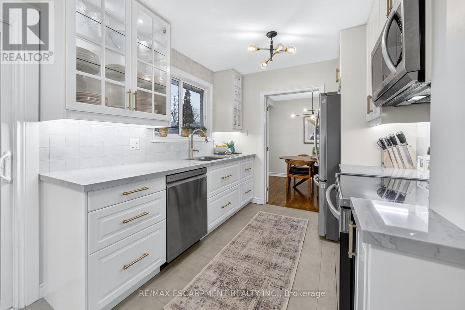 479 Pinedale Avenue, Burlington, Ontario  L7L 3W3 - Photo 15 - W12947280