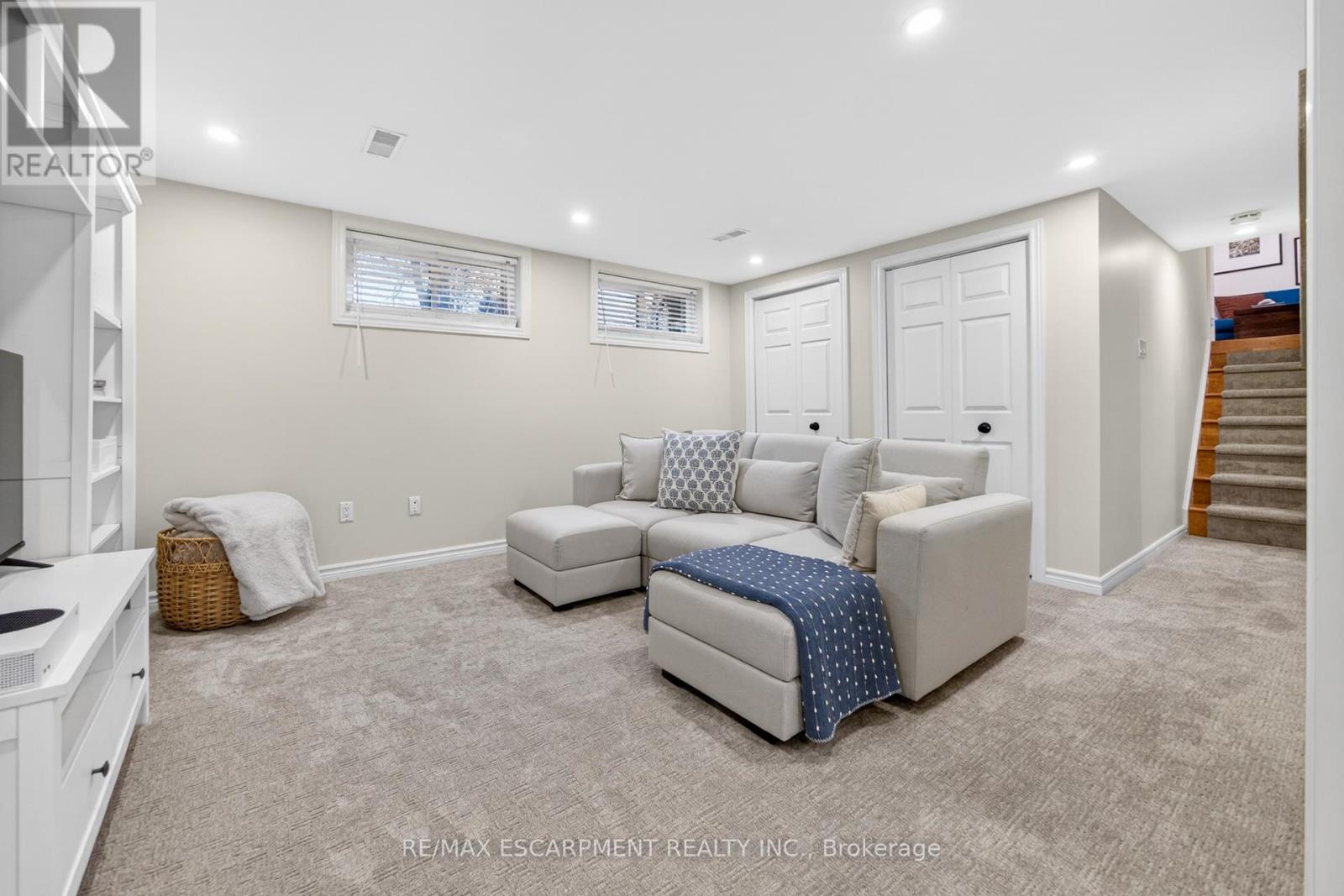 479 Pinedale Avenue, Burlington, Ontario  L7L 3W3 - Photo 35 - W12947280