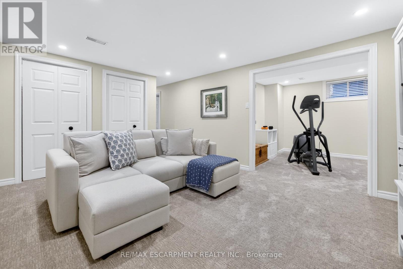 479 Pinedale Avenue, Burlington, Ontario  L7L 3W3 - Photo 36 - W12947280