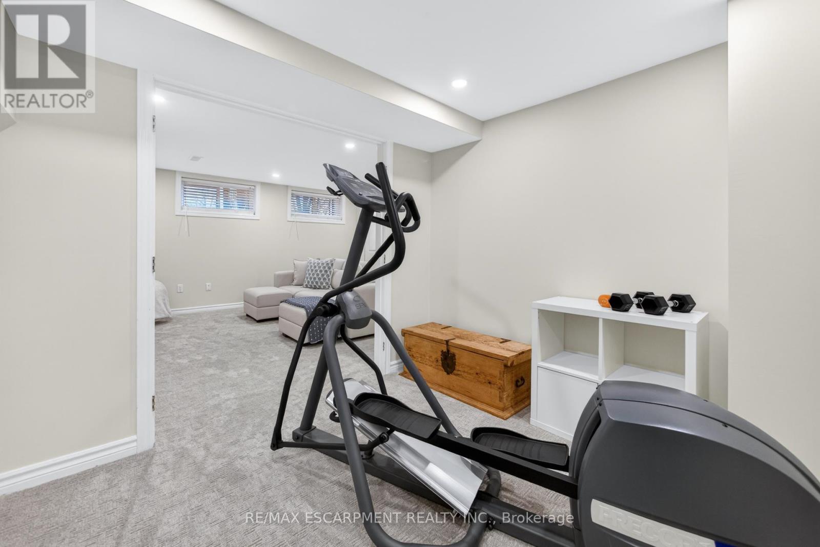 479 Pinedale Avenue, Burlington, Ontario  L7L 3W3 - Photo 38 - W12947280