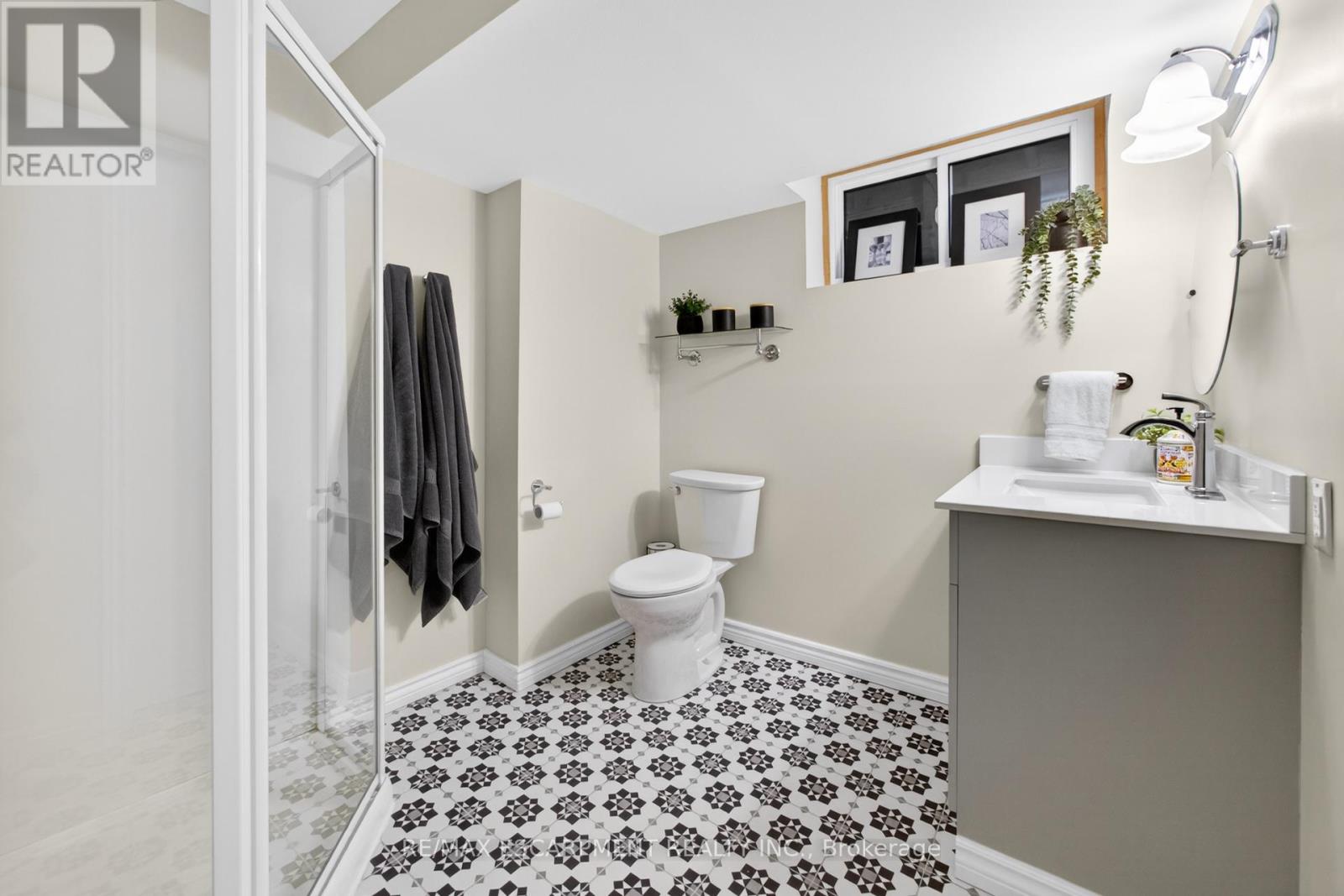 479 Pinedale Avenue, Burlington, Ontario  L7L 3W3 - Photo 39 - W12947280