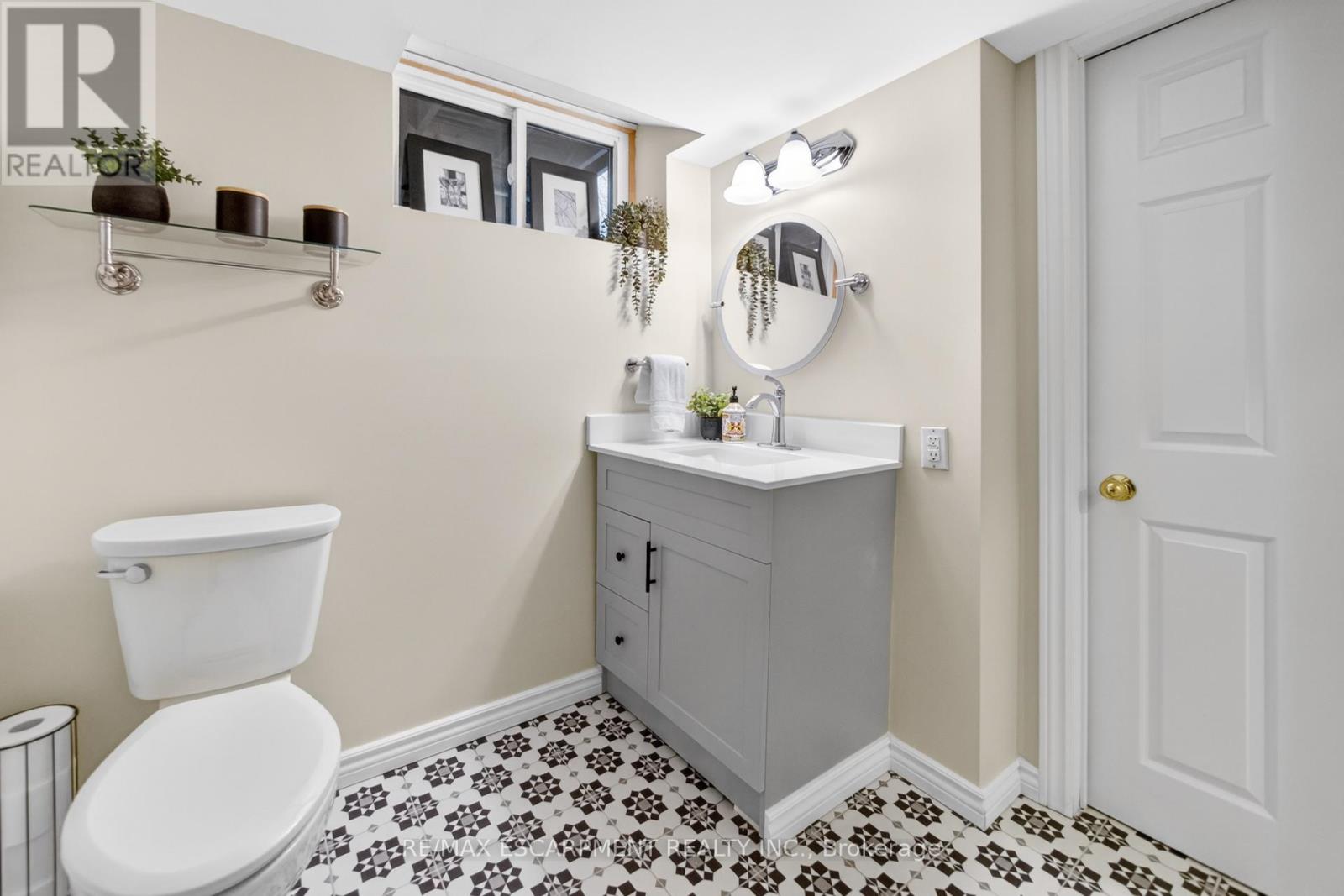 479 Pinedale Avenue, Burlington, Ontario  L7L 3W3 - Photo 40 - W12947280