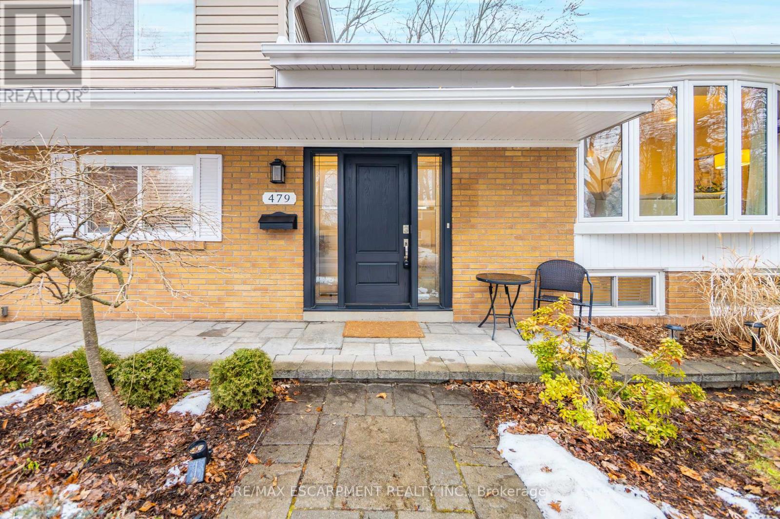 479 Pinedale Avenue, Burlington, Ontario  L7L 3W3 - Photo 5 - W12947280