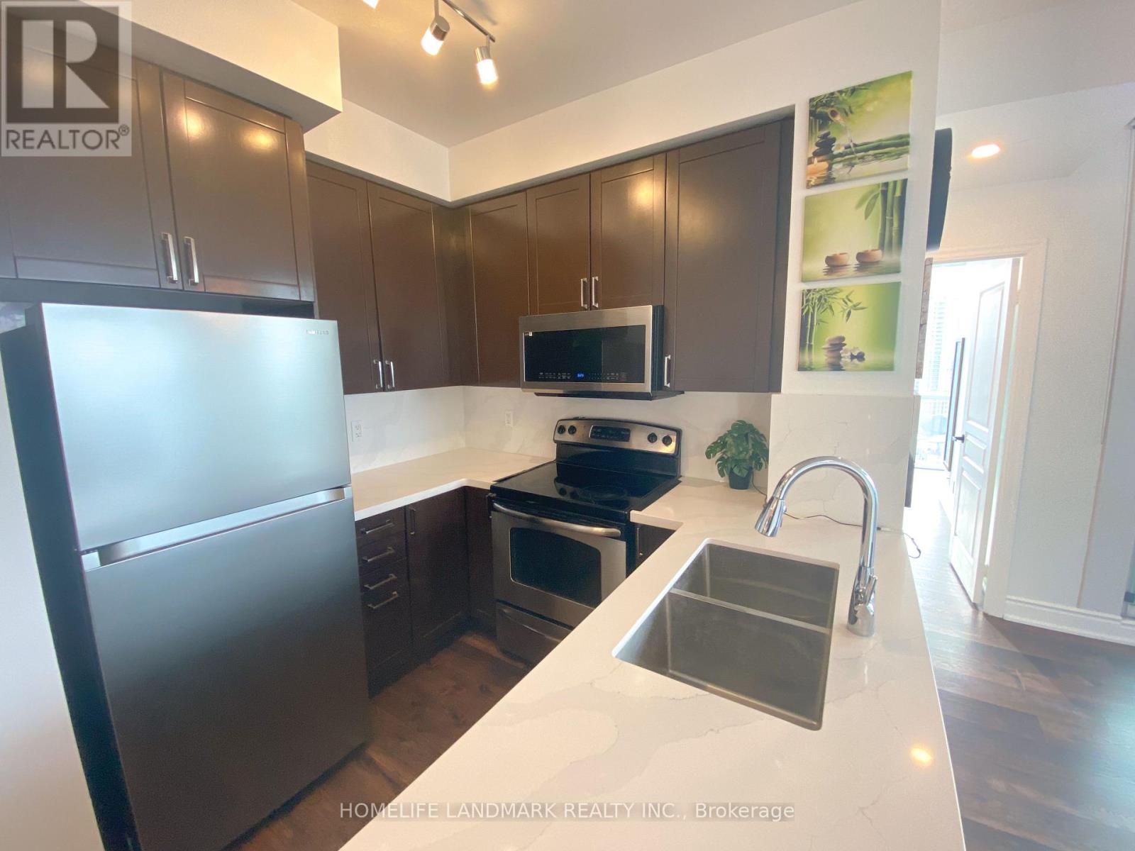 1802 - 3939 Duke Of York Boulevard, Mississauga, Ontario  L5B 4N2 - Photo 14 - W12947284