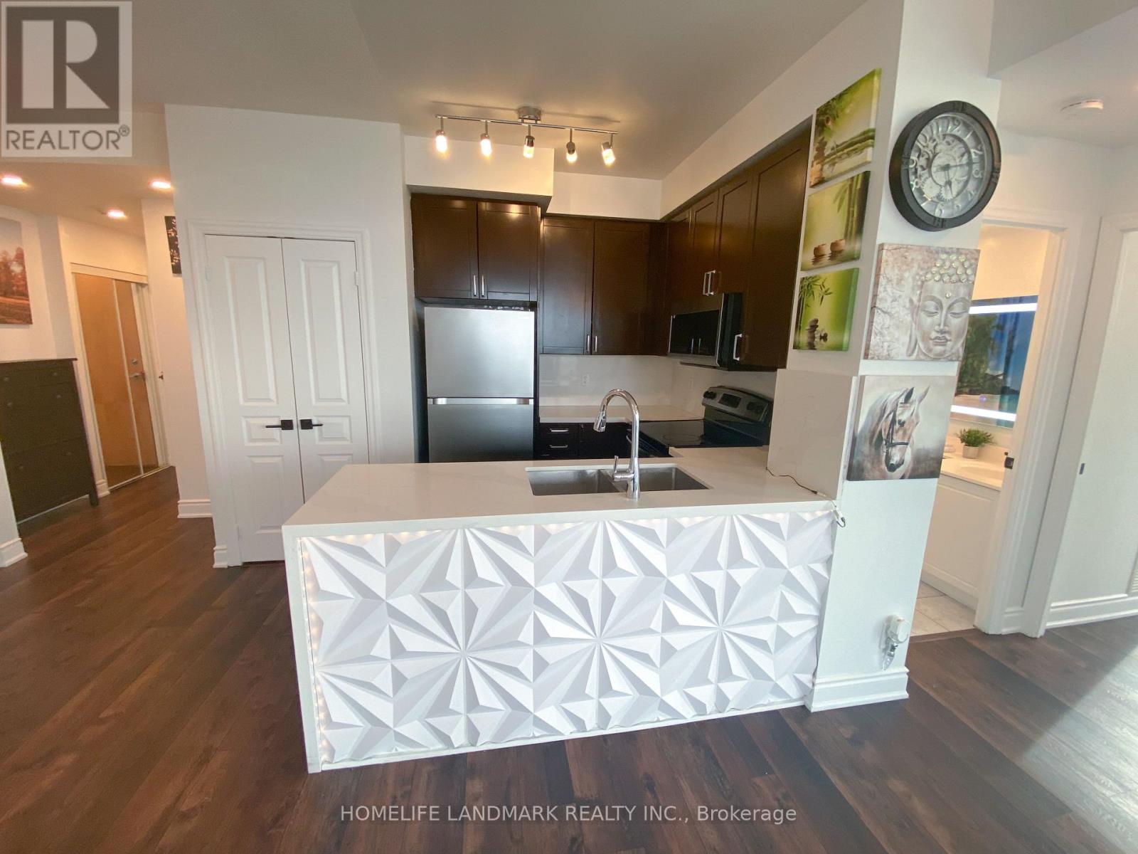 1802 - 3939 Duke Of York Boulevard, Mississauga, Ontario  L5B 4N2 - Photo 19 - W12947284