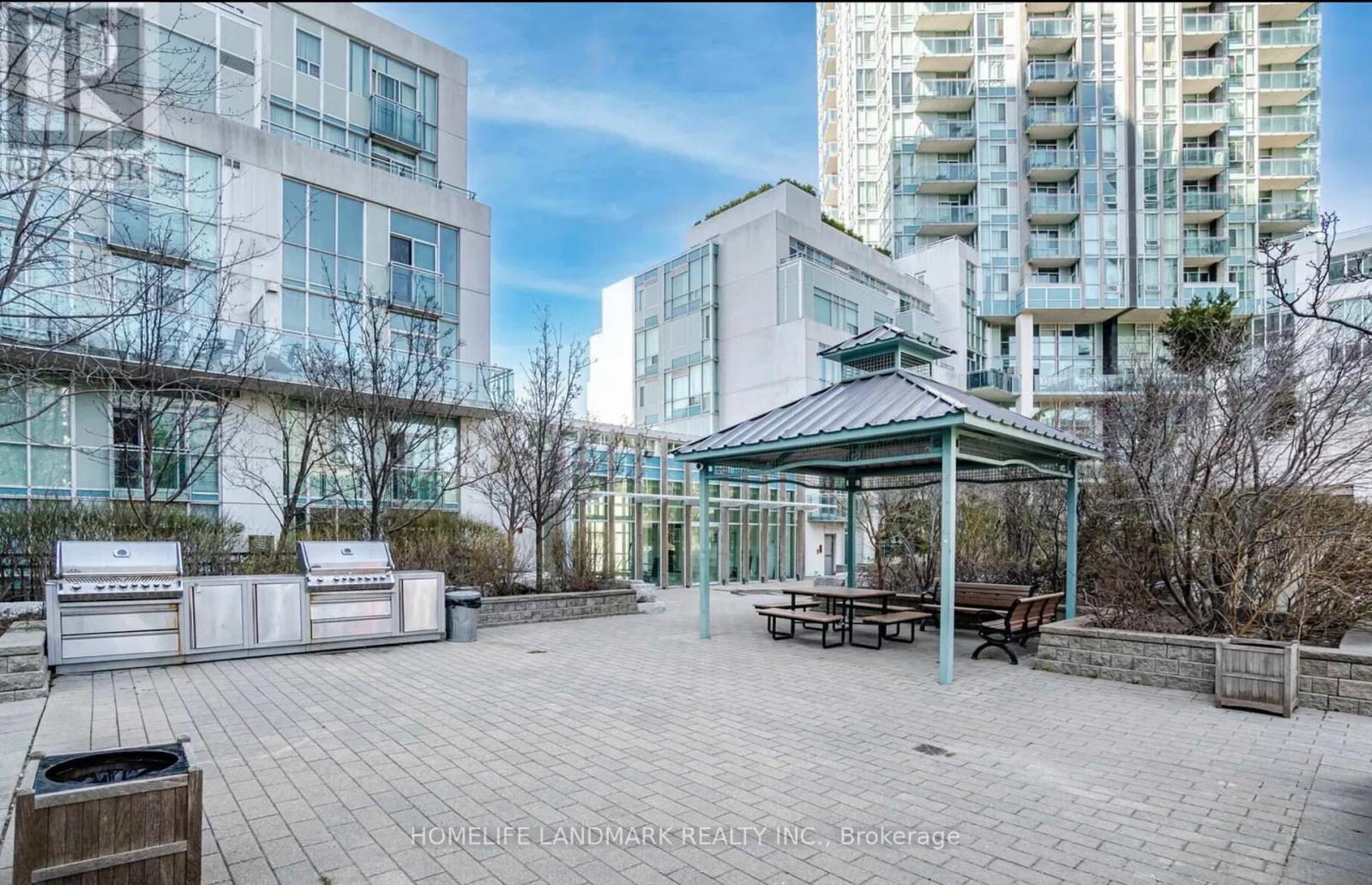 1802 - 3939 Duke Of York Boulevard, Mississauga, Ontario  L5B 4N2 - Photo 29 - W12947284