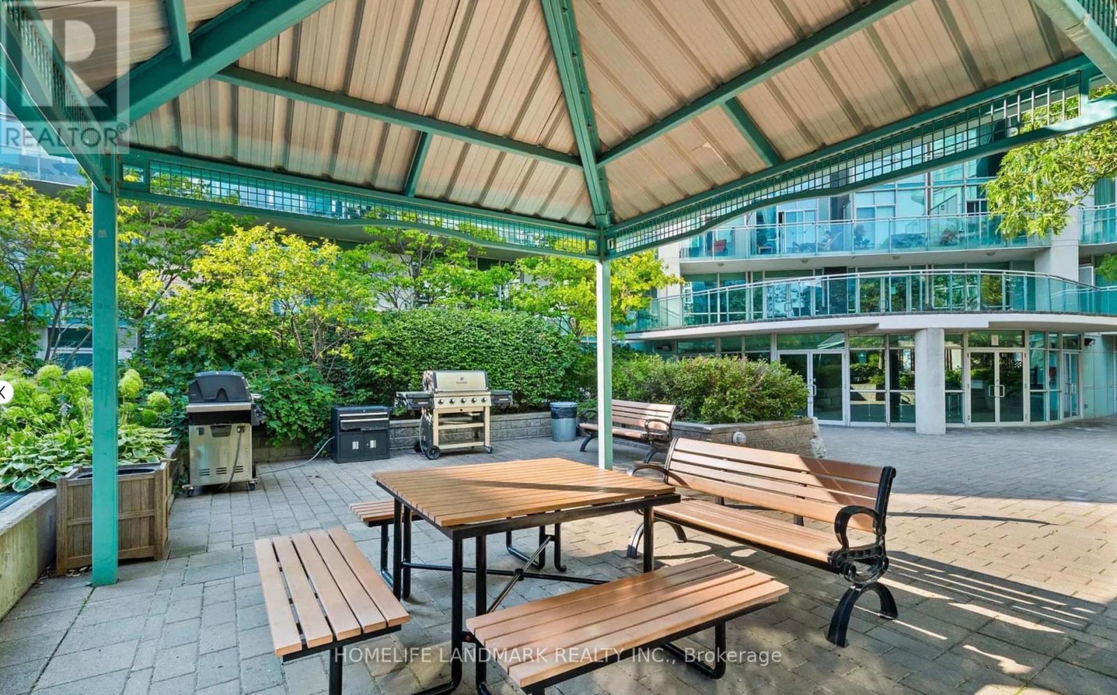 1802 - 3939 Duke Of York Boulevard, Mississauga, Ontario  L5B 4N2 - Photo 46 - W12947284