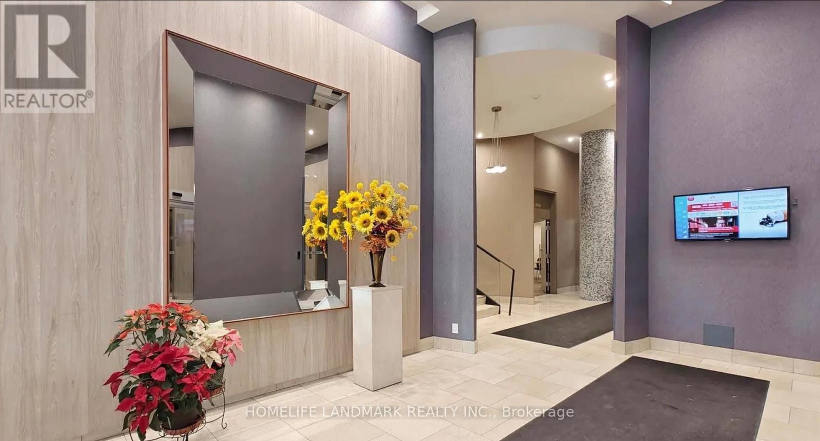 1802 - 3939 Duke Of York Boulevard, Mississauga, Ontario  L5B 4N2 - Photo 7 - W12947284