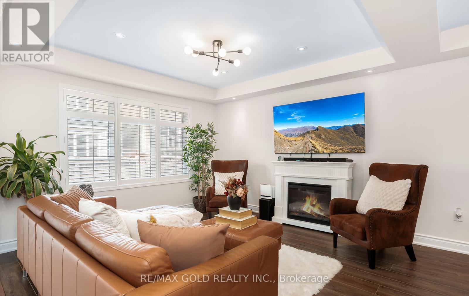 299 Gooding Crescent, Milton, Ontario  L9E 0A9 - Photo 10 - W12947314