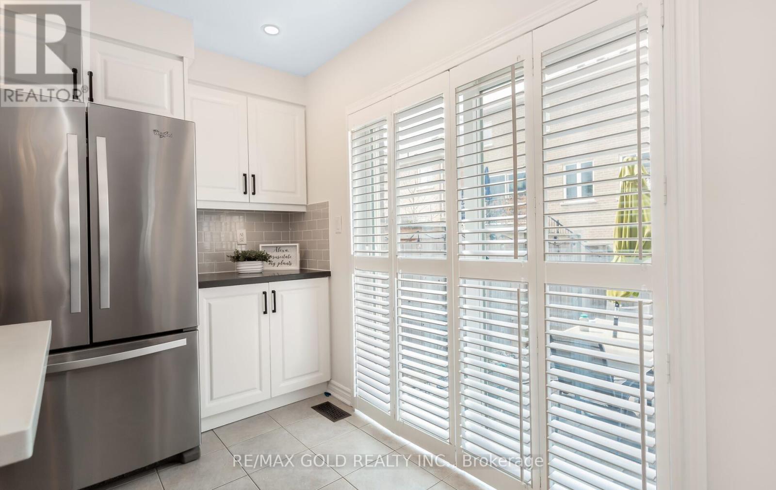 299 Gooding Crescent, Milton, Ontario  L9E 0A9 - Photo 13 - W12947314