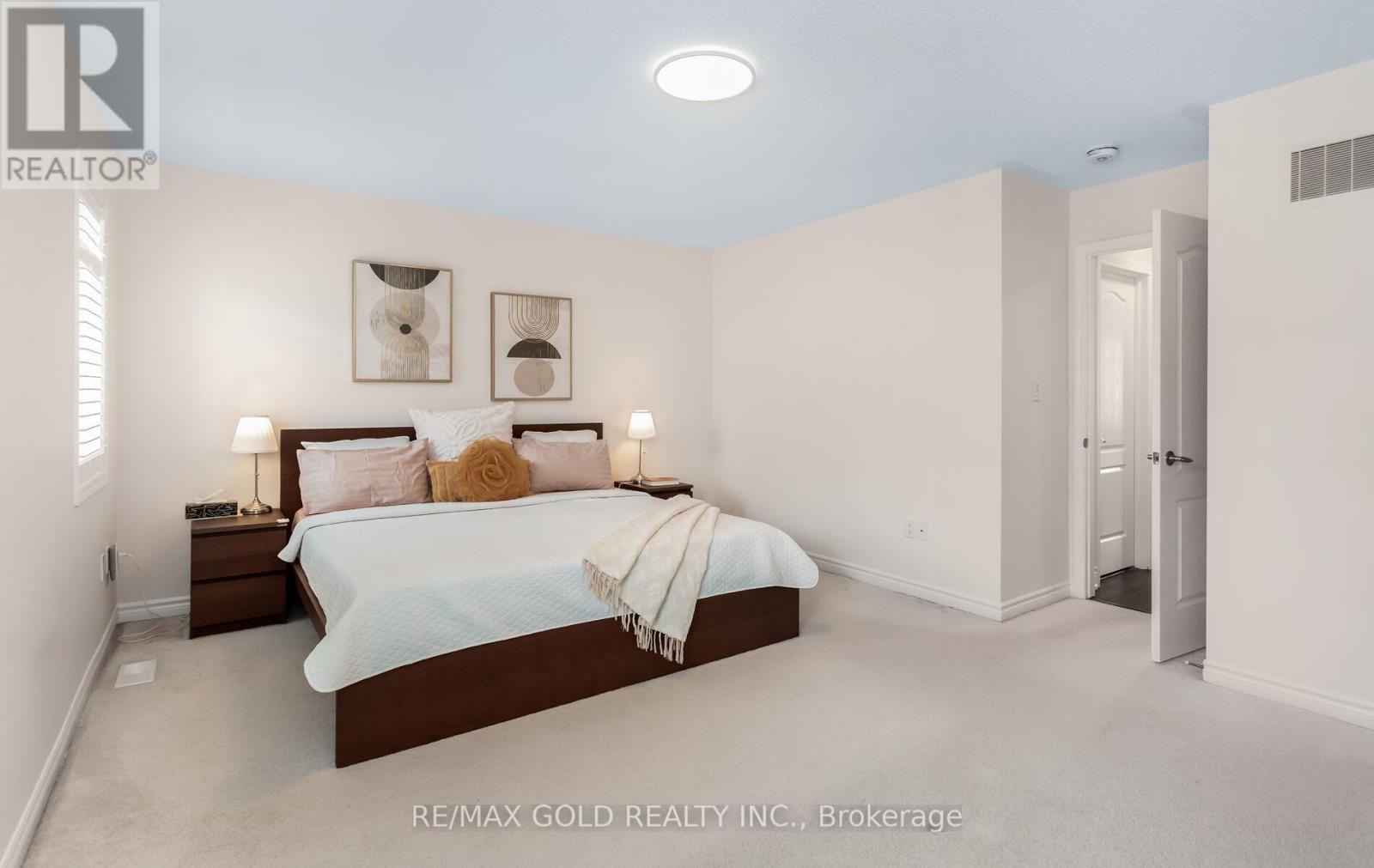 299 Gooding Crescent, Milton, Ontario  L9E 0A9 - Photo 21 - W12947314