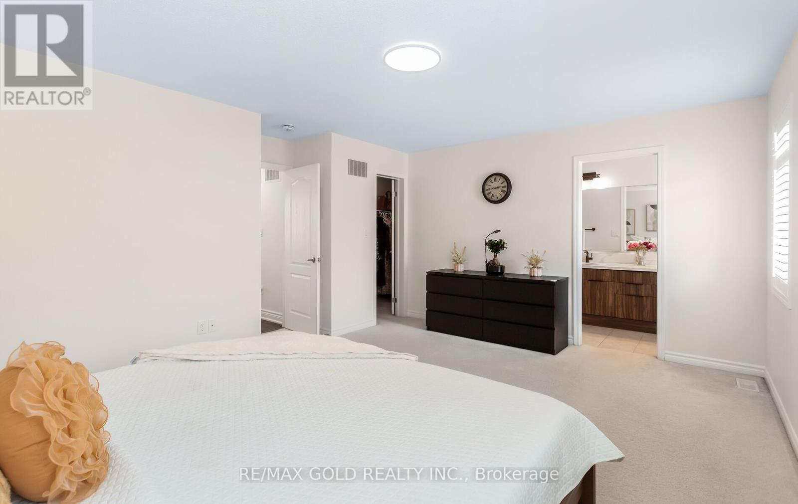 299 Gooding Crescent, Milton, Ontario  L9E 0A9 - Photo 22 - W12947314