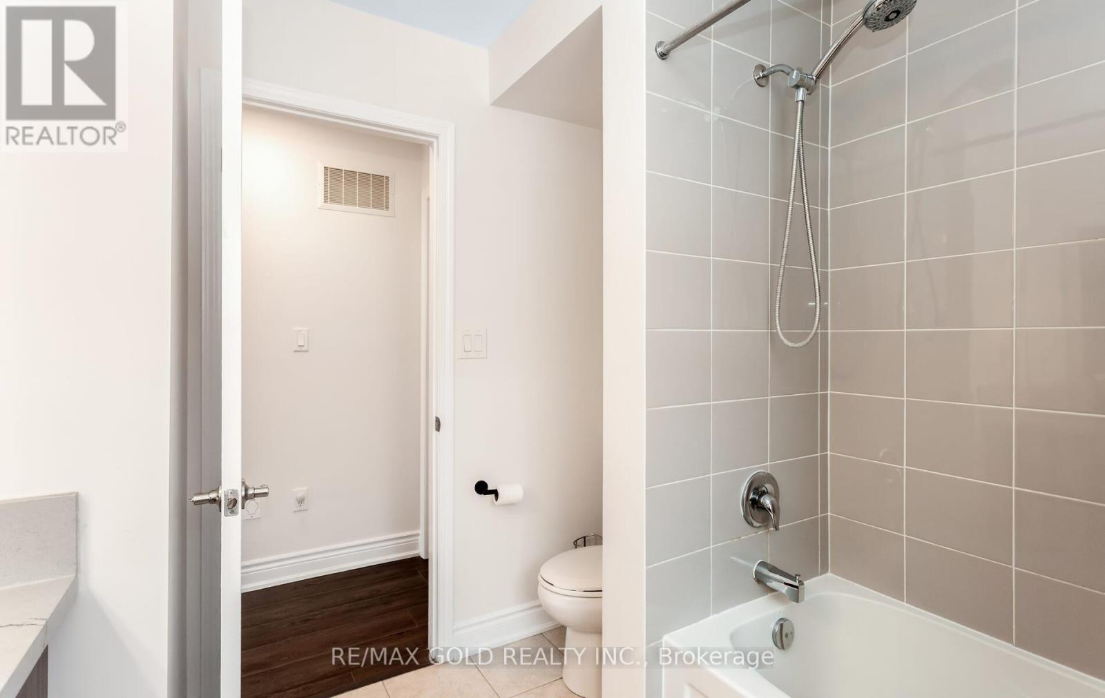 299 Gooding Crescent, Milton, Ontario  L9E 0A9 - Photo 35 - W12947314