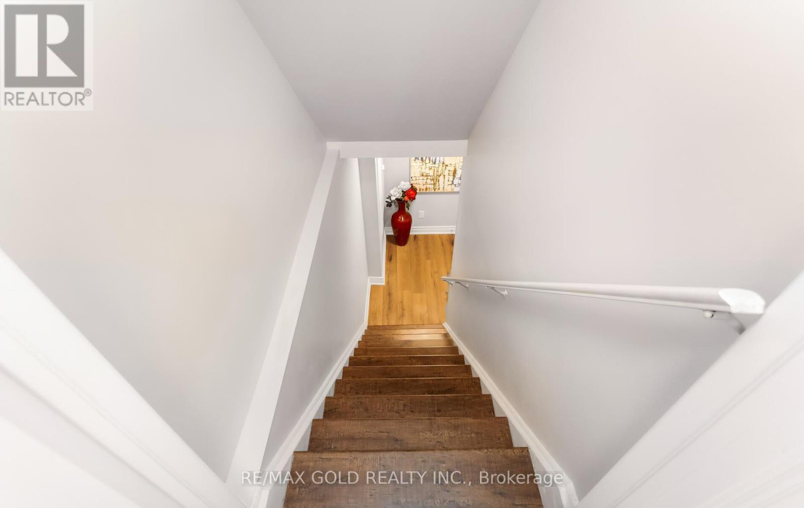 299 Gooding Crescent, Milton, Ontario  L9E 0A9 - Photo 37 - W12947314