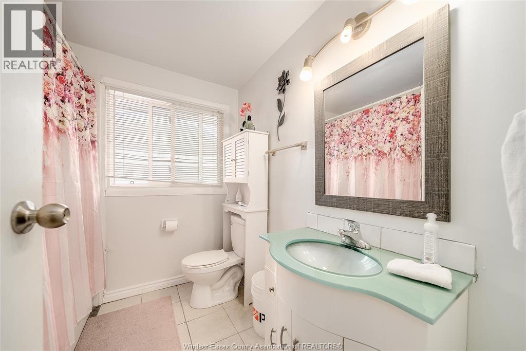 2914 Meadowbrook Lane Unit# 1, Windsor, Ontario  N8T 3C8 - Photo 29 - 26005495