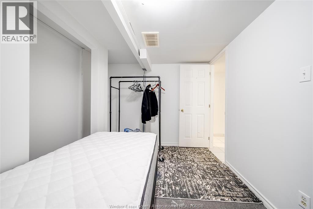 2914 Meadowbrook Lane Unit# 1, Windsor, Ontario  N8T 3C8 - Photo 34 - 26005495