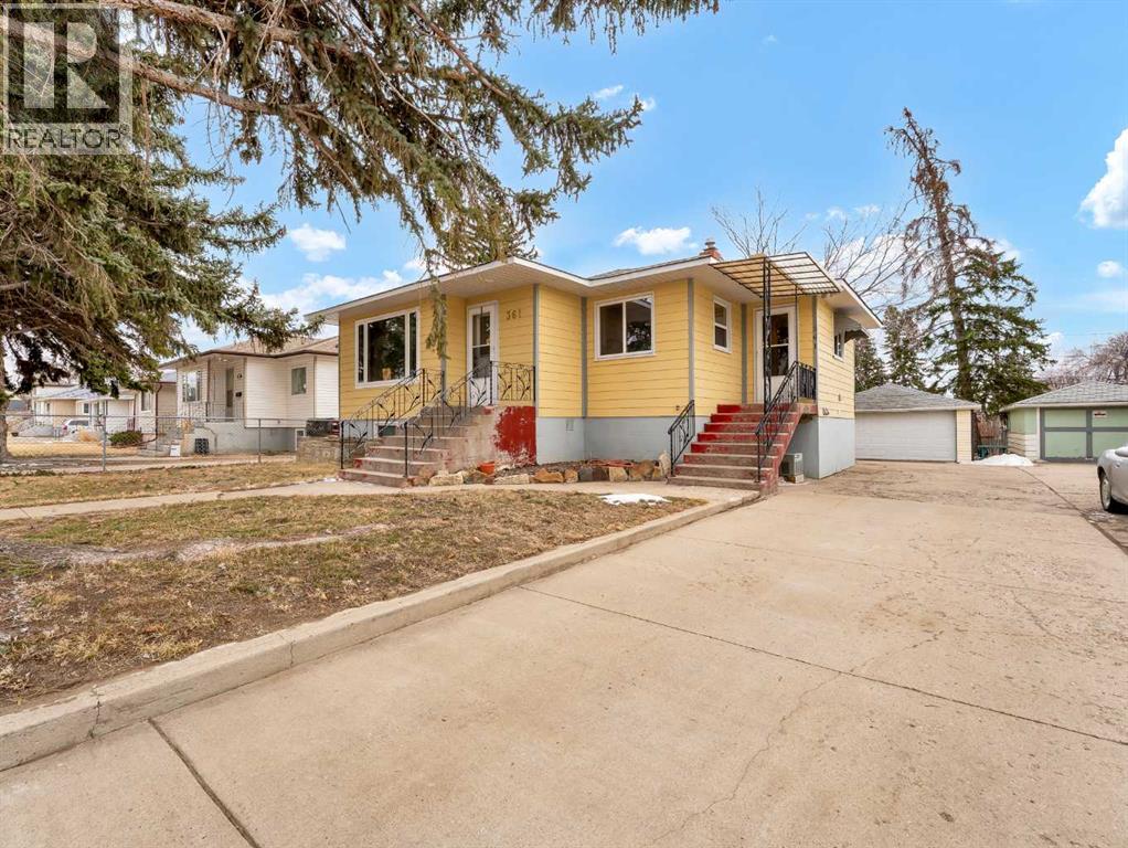 361 10 Street Sw, Medicine Hat, Alberta  t1a 4r6 - Photo 2 - A2297255