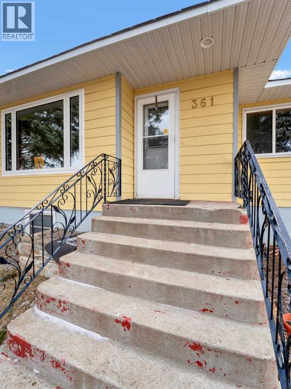 361 10 Street Sw, Medicine Hat, Alberta  t1a 4r6 - Photo 4 - A2297255