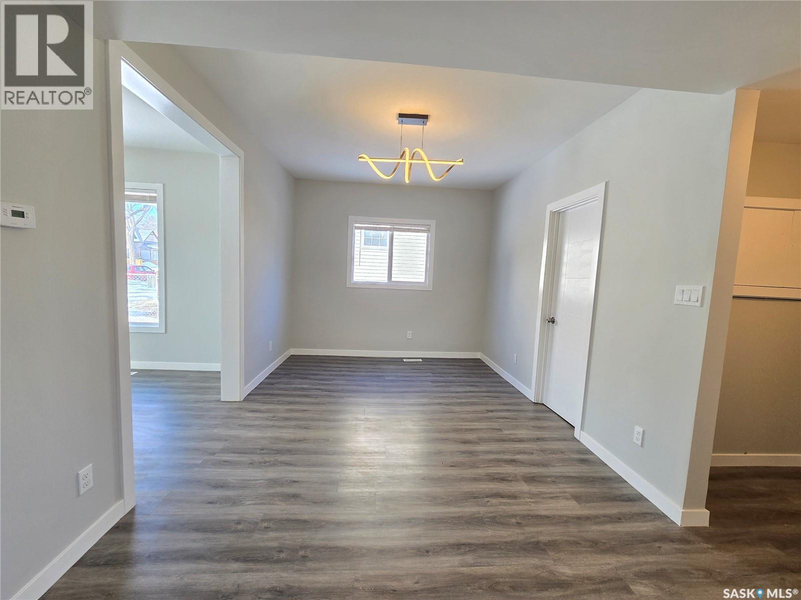 210 E Avenue N, Saskatoon, Saskatchewan  S7L 1R7 - Photo 9 - SK031809