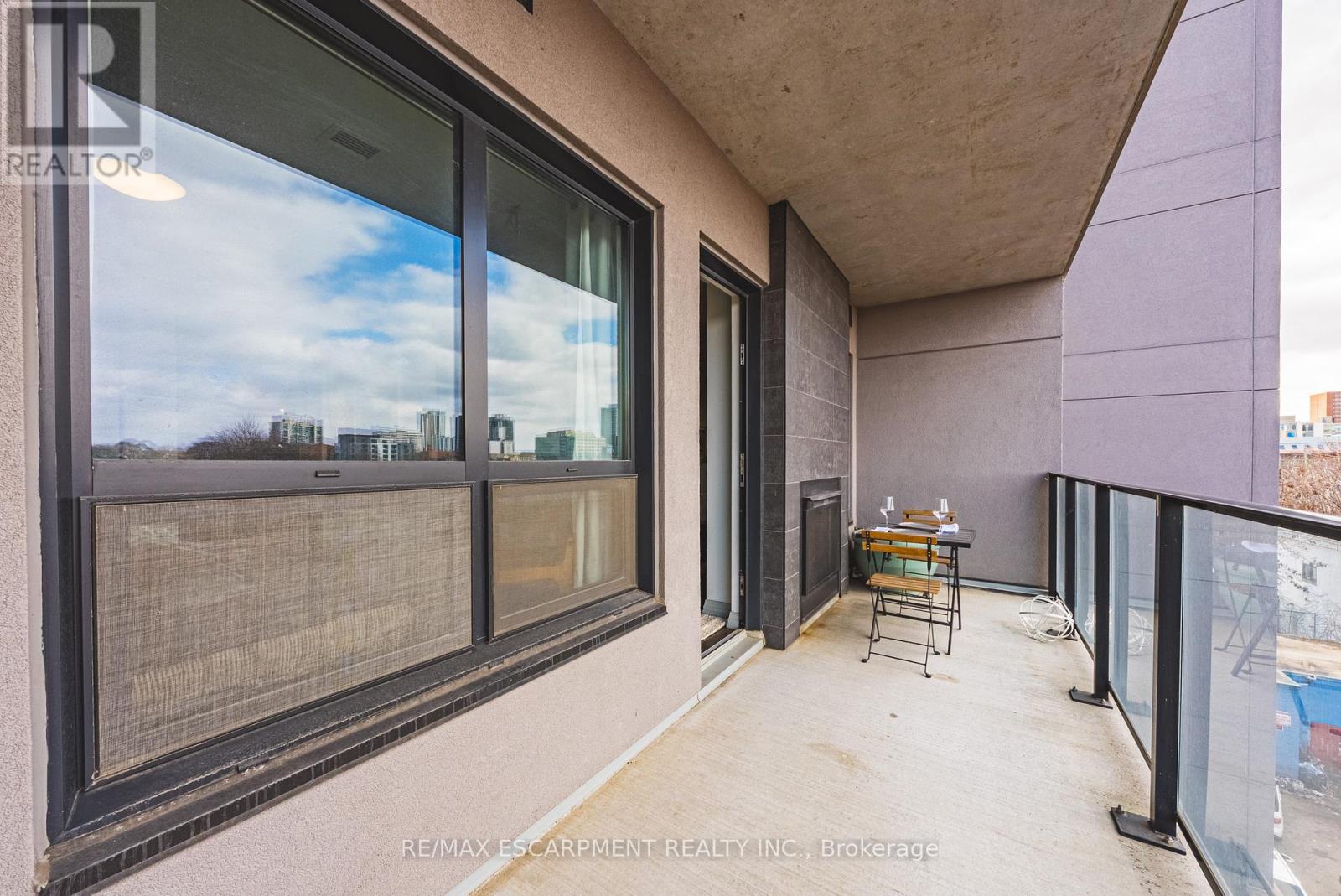 503 - 181 James Street N, Hamilton, Ontario  L8R 2K9 - Photo 11 - X12947058