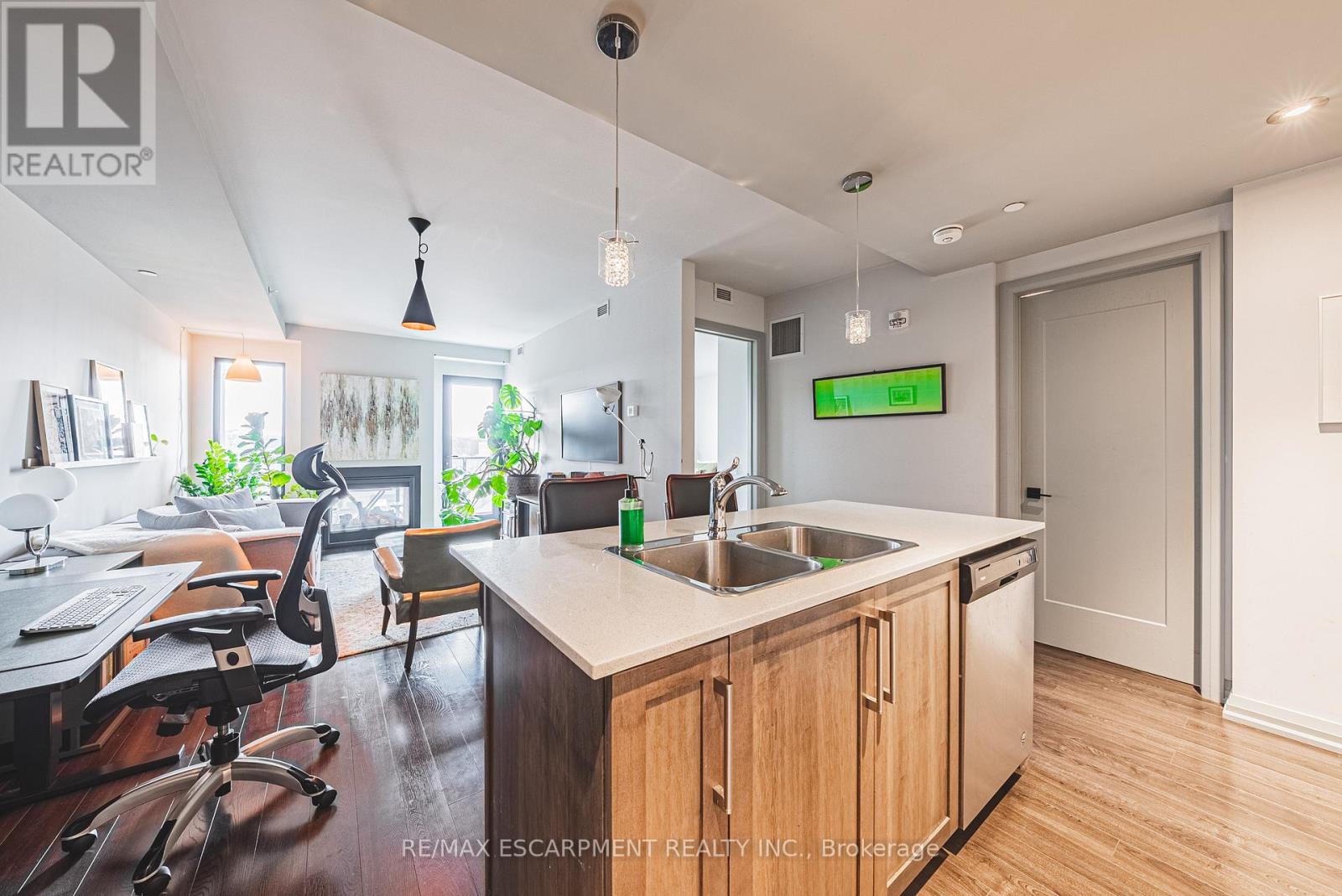 503 - 181 James Street N, Hamilton, Ontario  L8R 2K9 - Photo 8 - X12947058