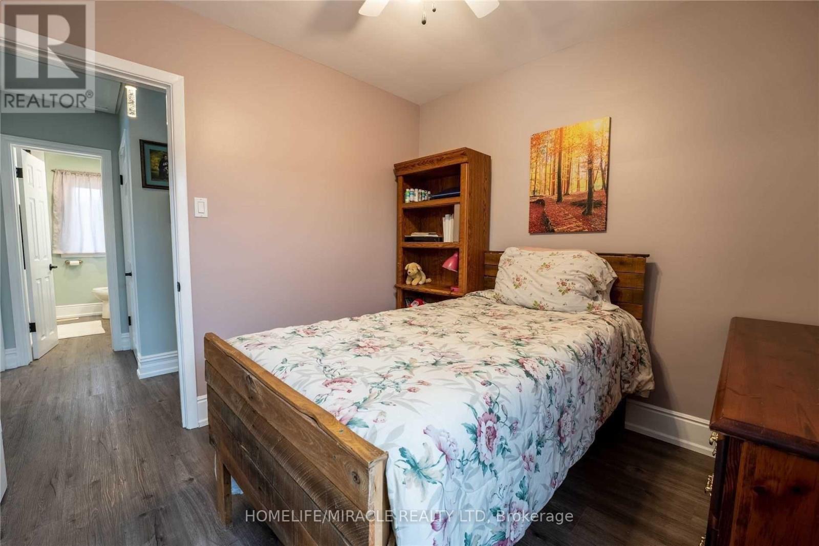 606 Ross Street, London East, Ontario  N5Y 3V7 - Photo 10 - X12947118