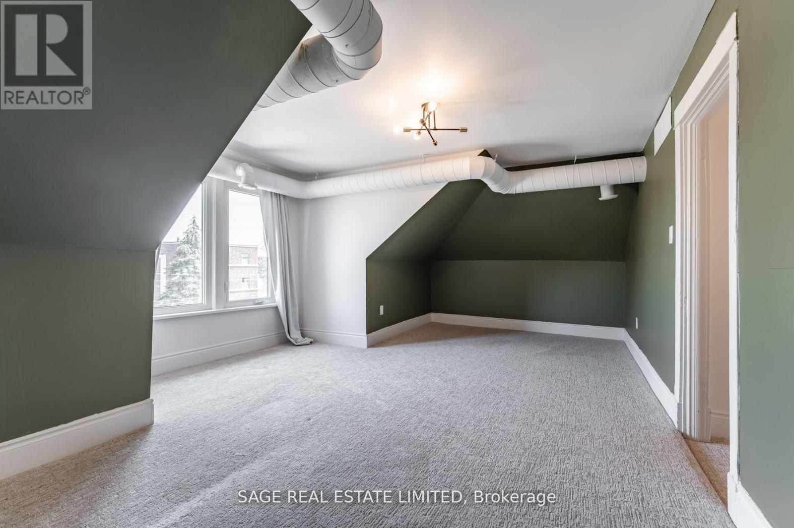 3rd - 459 Aberdeen Avenue, Hamilton, Ontario  L8P 2S4 - Photo 4 - X12947122