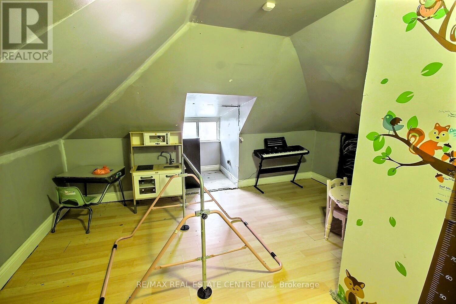 223 Water Street, Cambridge, Ontario  N1R 3B9 - Photo 21 - X12947170