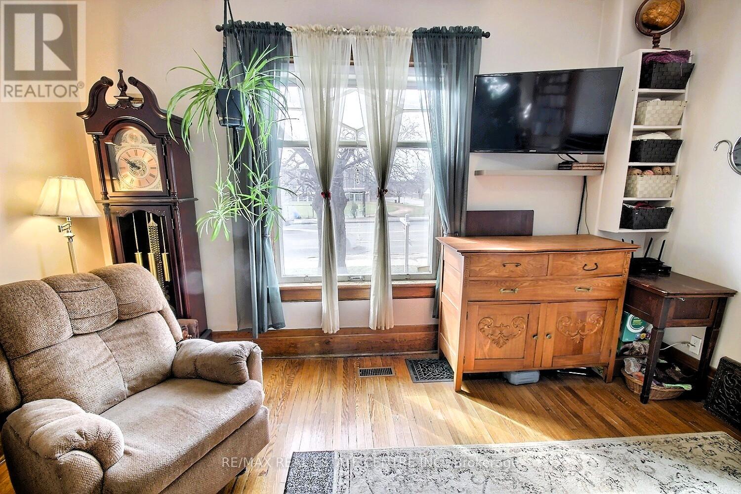 223 Water Street, Cambridge, Ontario  N1R 3B9 - Photo 5 - X12947170