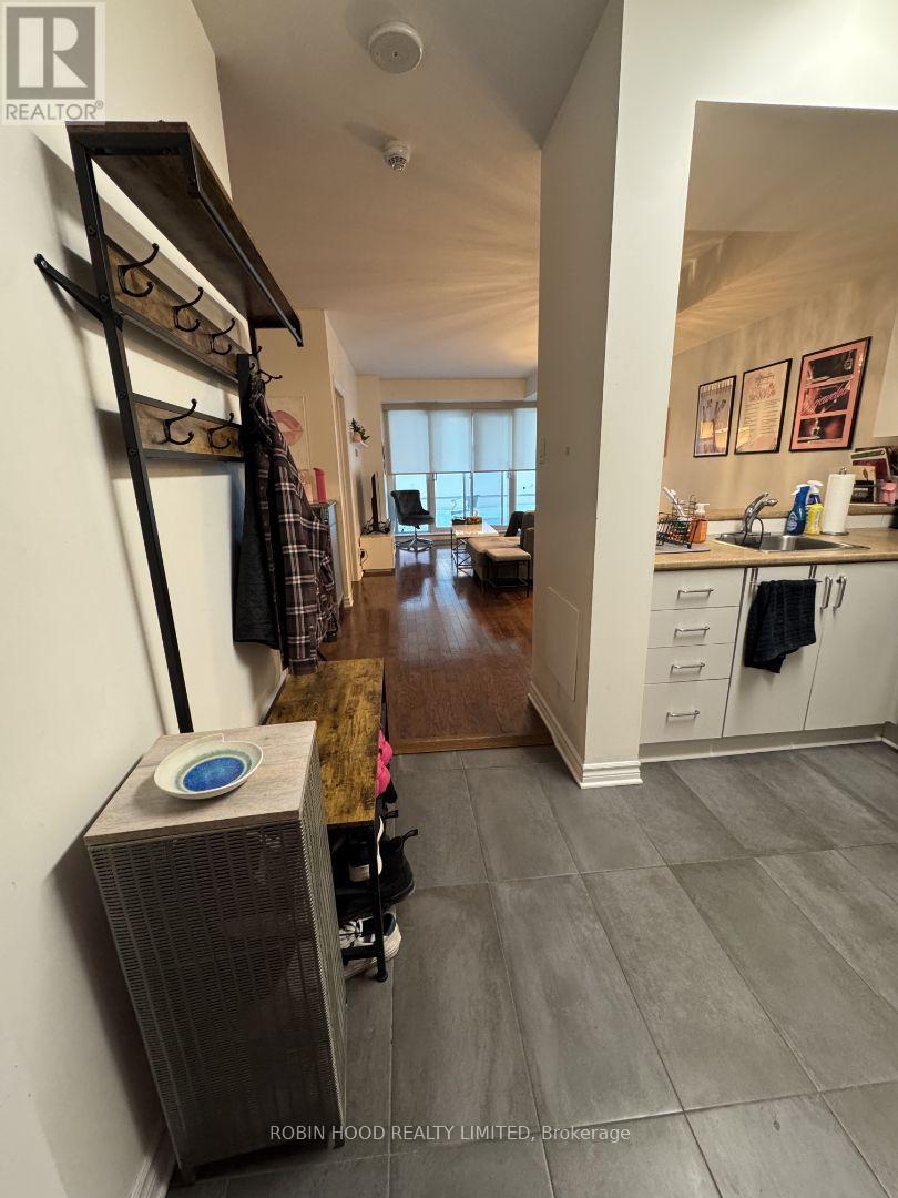 UNIT 201 - 200 RIDEAU STREET, Ottawa, Ontario